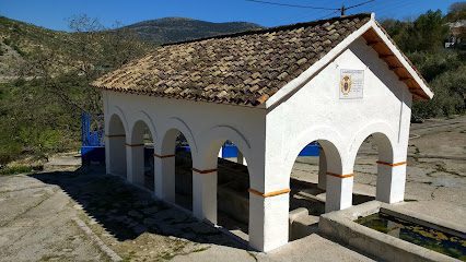 Antiguo lavadero publico en colomera 1 Servicios de limpieza Antiguo Lavadero Publico