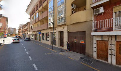 Gestión y mantenimiento de edificios domos sl en maracena 1 Servicios de limpieza Gestión y Mantenimiento de Edificios Domos Sl