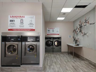 Lavandería autoservicio magnolia en sevilla 1 Servicios de limpieza Lavandería Autoservicio Magnolia
