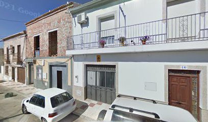 Lavandería y tintorería toñi en adamuz 1 Servicios de limpieza Lavandería y Tintorería Toñi