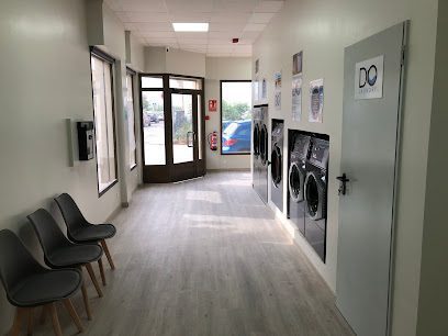 Lavandería do laundry en san adrián 1 Servicios de limpieza Lavandería DO Laundry