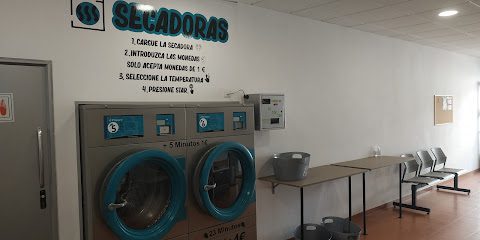 Lavaqui en cariño 1 Servicios de limpieza Lavaqui
